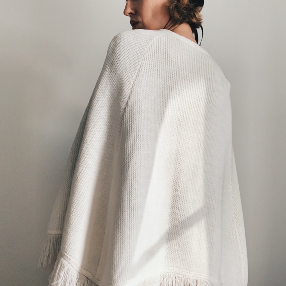 VINTAGE Knit Poncho Brass Hardware, Small - Picture 4 of 11